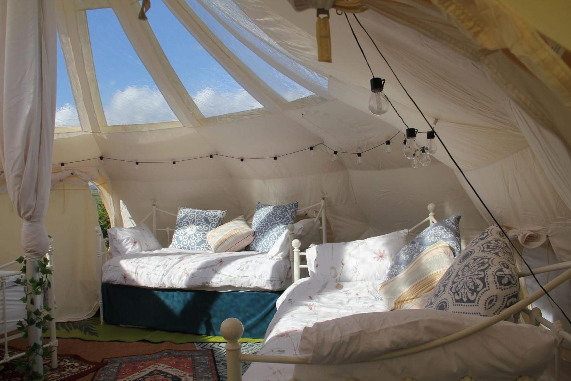 Tal-Y-Fan Farm 6M Stargazer Tent Bridgend  Kültér fotó