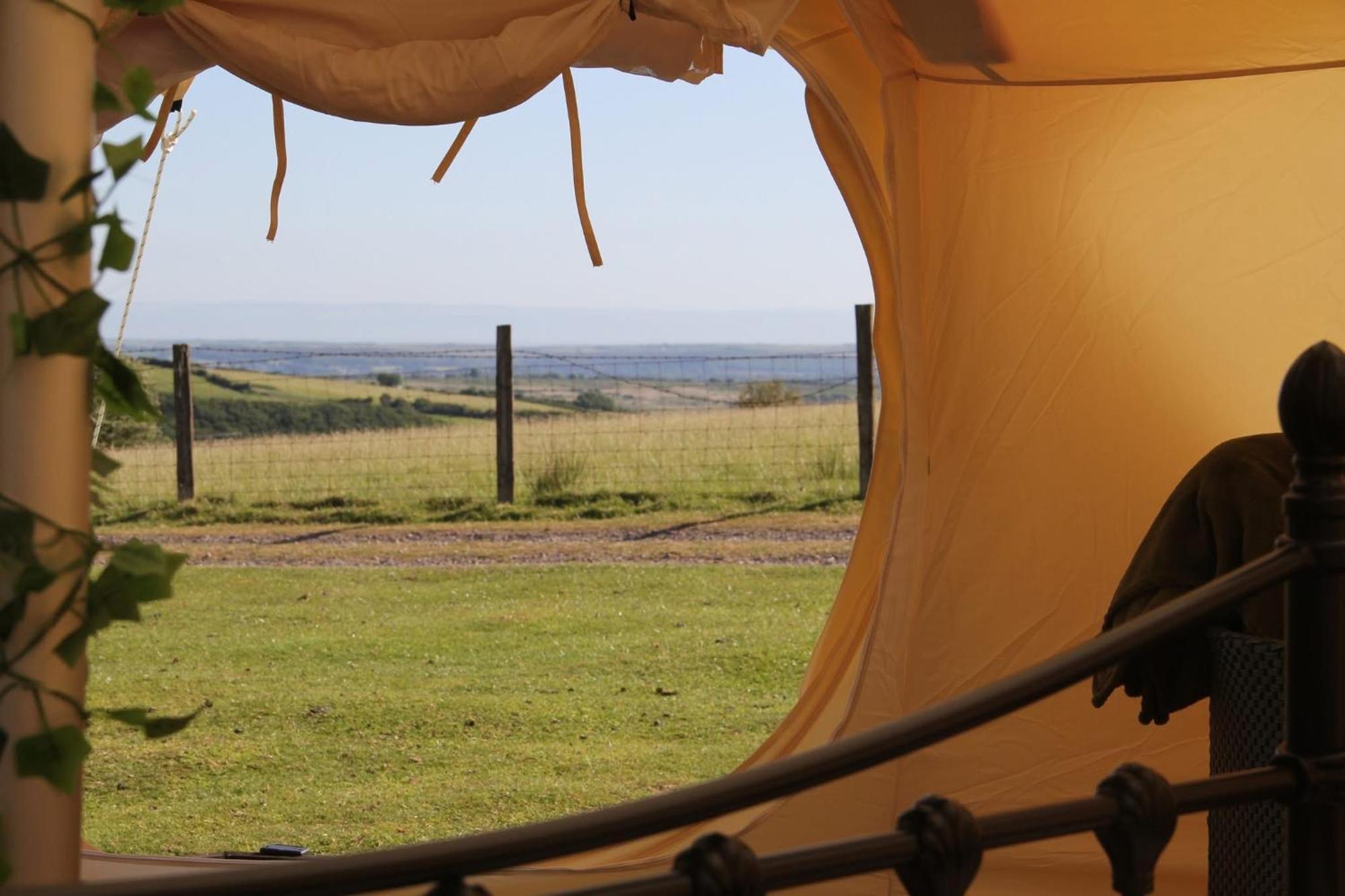 Tal-Y-Fan Farm 6M Stargazer Tent Bridgend  Kültér fotó