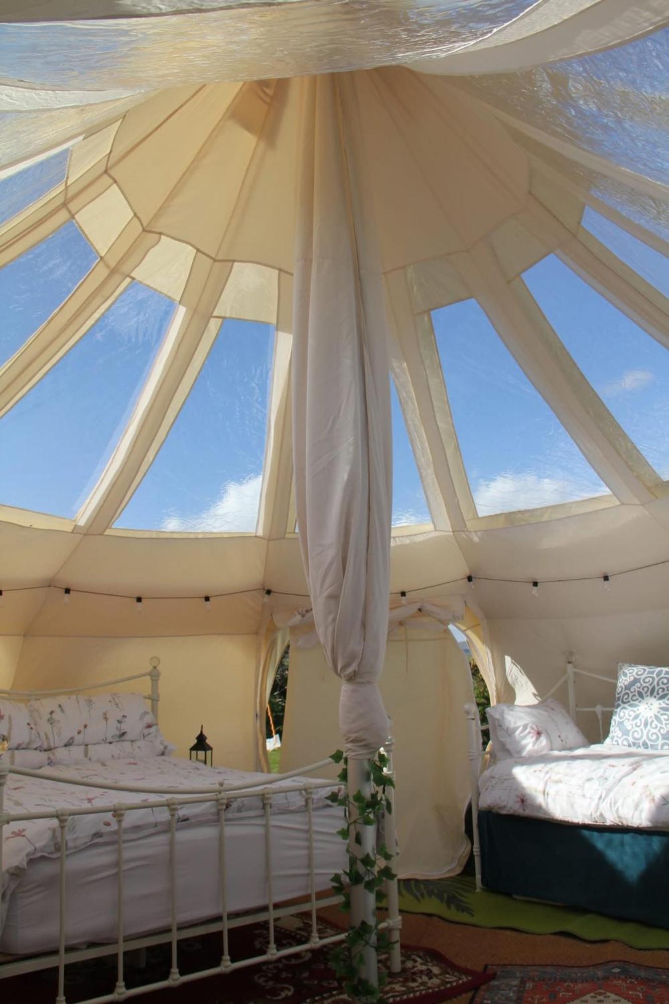 Tal-Y-Fan Farm 6M Stargazer Tent Bridgend  Kültér fotó