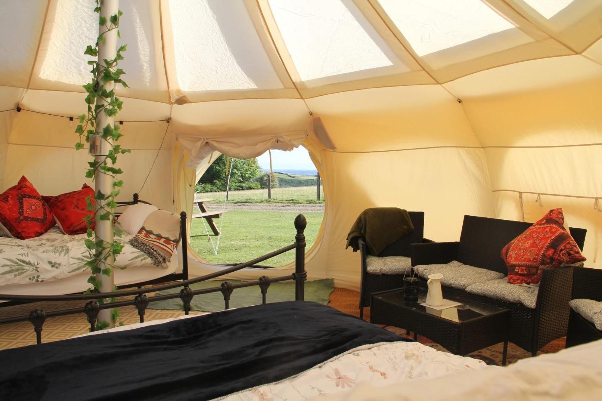 Tal-Y-Fan Farm 6M Stargazer Tent Bridgend  Kültér fotó